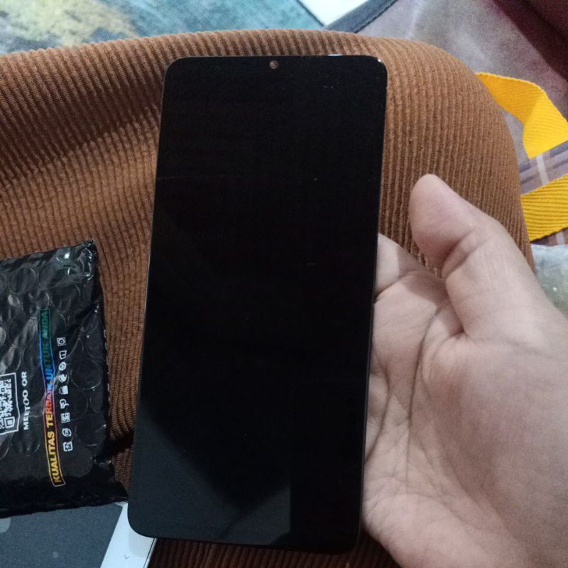 LCD Xiaomi Redmi Note 8proBekas copotan baik,Fungsi On Normal tested Tidak ada garansi