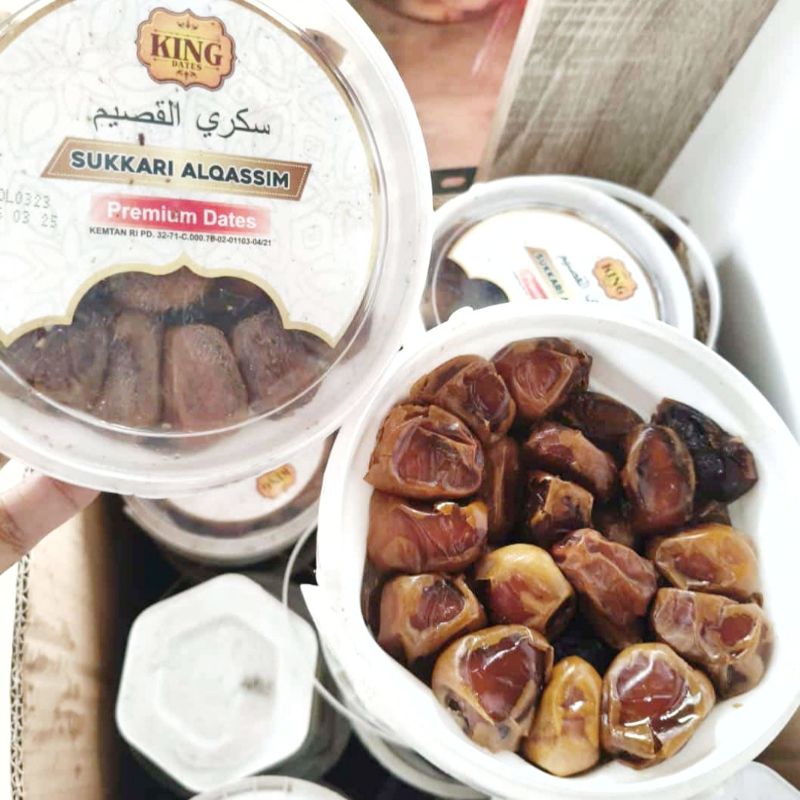 

Kurma Premium King Dates Sukkari Alqassim • 800 gr