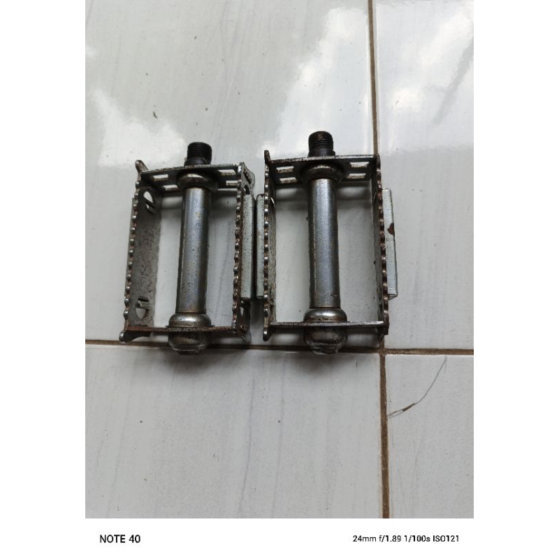 pedal sepeda balap jadul as besar non brand nos