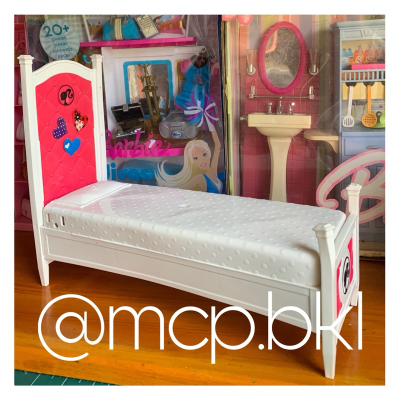 Barbie Bed Playset Preloved