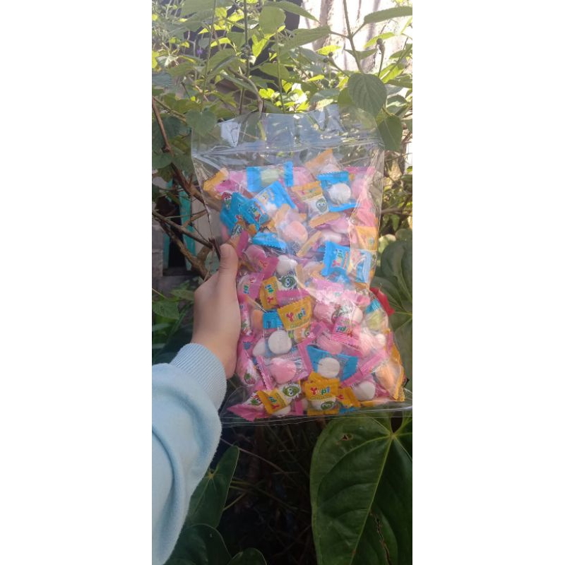 

Termurah yupi kiloan