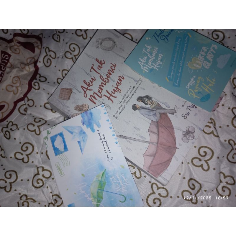 NOVEL AKU TAK MEMBENCI HUJAN