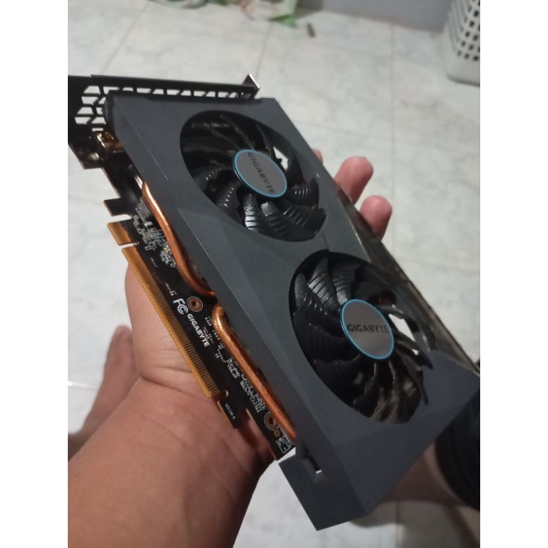 VGA AMD RX 6500 XT (BEKAS)