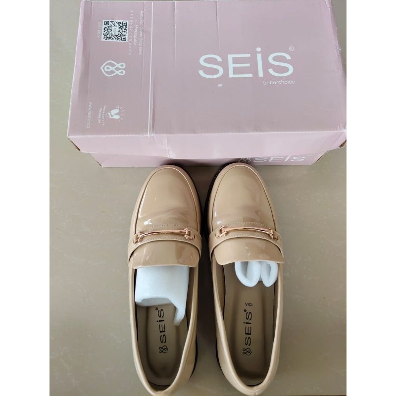[New] Seis Vici Shoes Cream Size 38