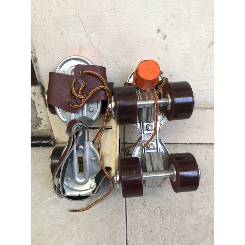 sepatu roda jadul Vintage Nos