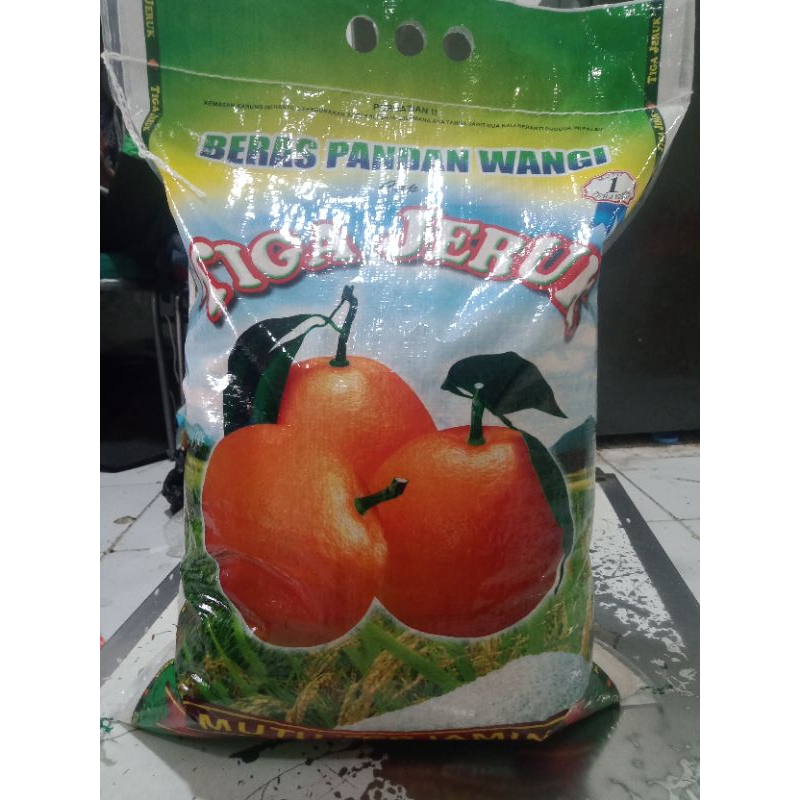 

beras cap merek tiga jeruk 10kg - free ongkir