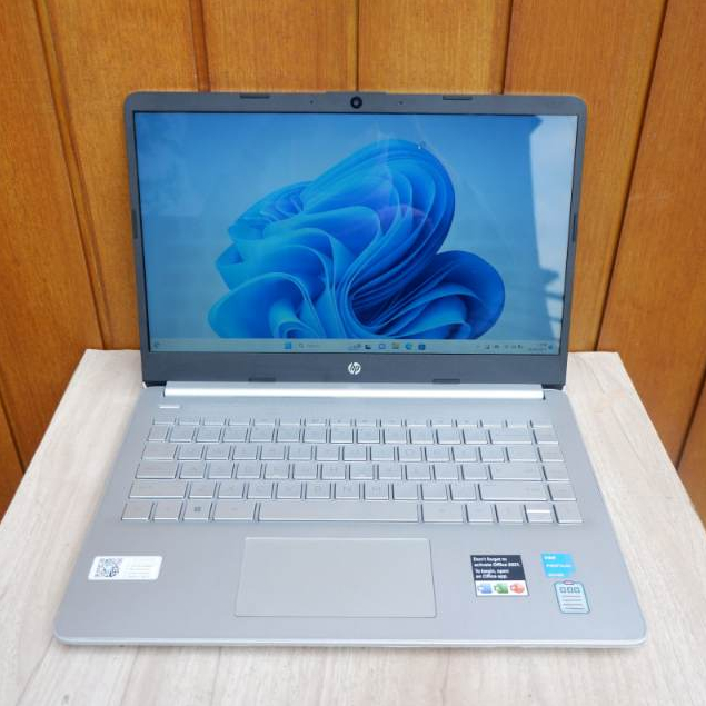 Laptop HP 14S-DQ3051TU INTEL PENTIUM SILVER N6000 RAM 4GB SSD 256GB Normal Siap Pakai - Laptop Murah
