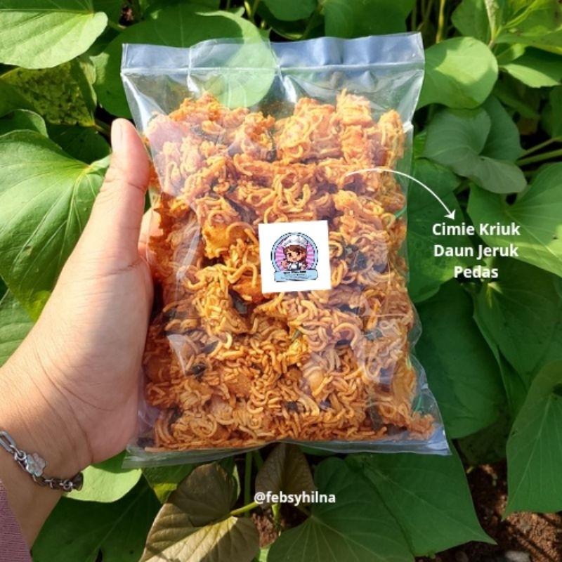 

Cimie Daun Jeruk Pedas 250g / Cimie Original / Cimie Pedas / Mie Kriuk / Cemilan Gurih / Cemilan Pedas / Snack Kriuk