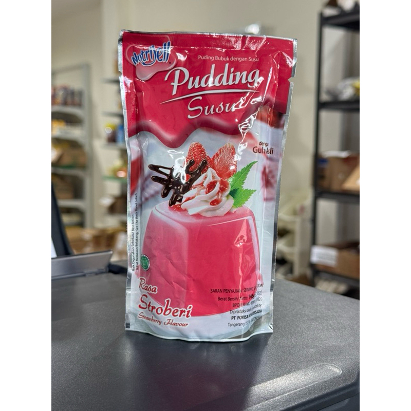 

Nutrijell pudding susu strawberry flavour / puding rasa stroberi 145gr