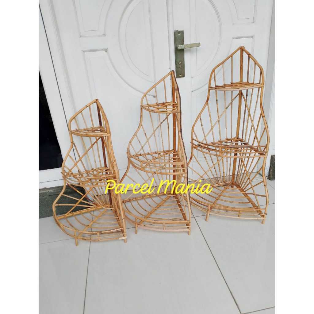 Keranjang Kranjang Parcel Lebaran Idul Fitri Rotan Sudut Tingkat Susun 3 Tiga
