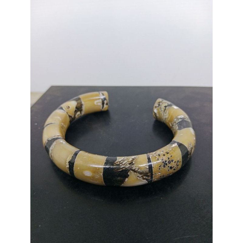 gelang akar bahar gringsing