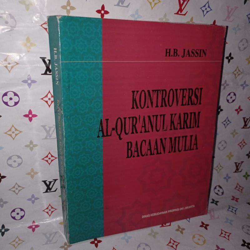 kontroversi al qur'anul karim bacaan mulia h b Jassin