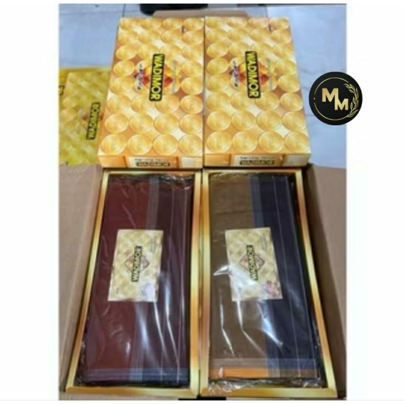 SARUNG WADIMOR KAIN TENUN