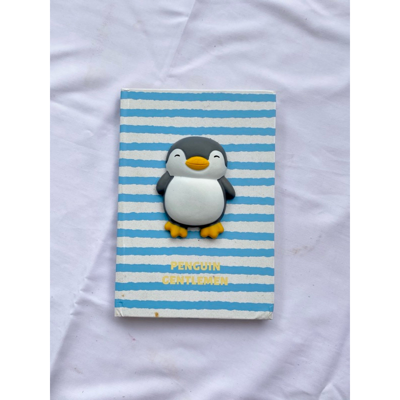 

NOTEBOOK A5 PENGUIN SQUISHY