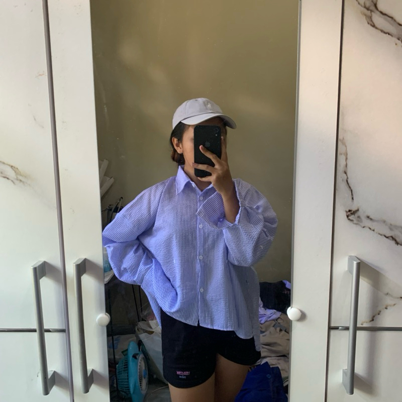 kemeja garis crinkle oversize