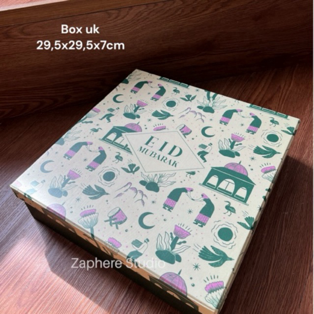 

Ready Stock Box Lebaran 29,5x29,5x7cm