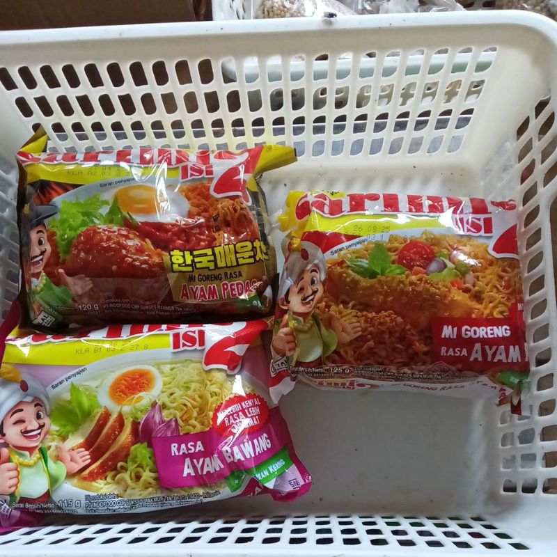 

Sarimi isi2 Ayam Bawang Ayam Pedas Ala Korea Mi Goreng Ayam Kremes