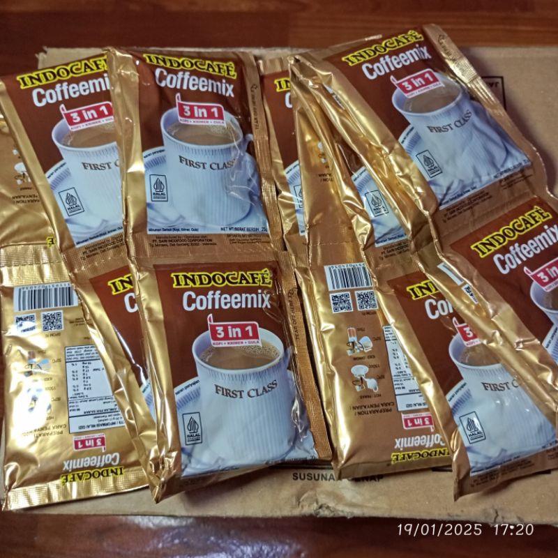 

Indocafe Coffeemix 3 In 1 Isi 10 pcs