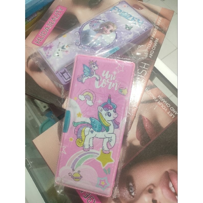 

kotak pensil