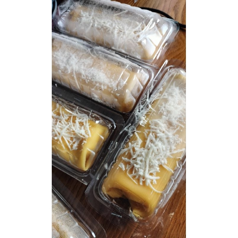 

Pancake durian roll