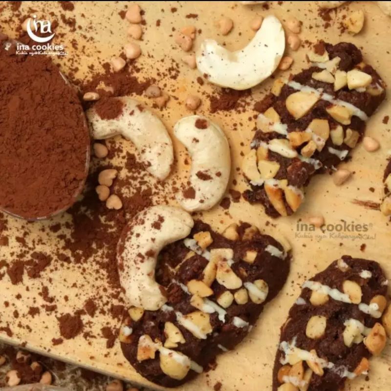 

INA COOKIES KUE KERING KACANG SKIPPY MEDE