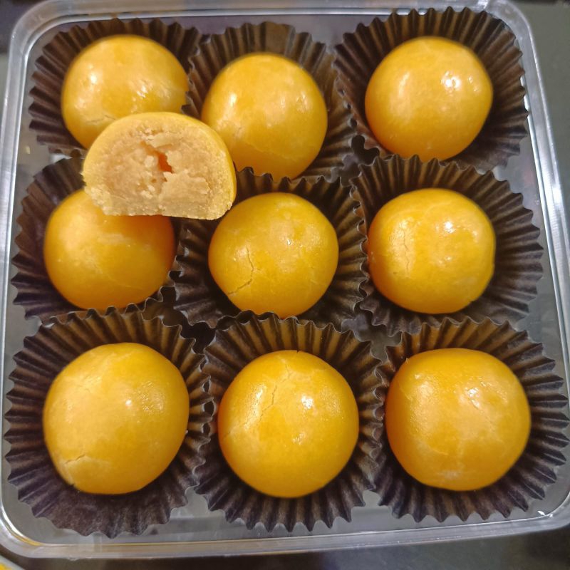 

NASTAR BUTTER CHEESE ISI FULL KEJU PREMIUM TOPLES 250GR ISI 27 BUTIR