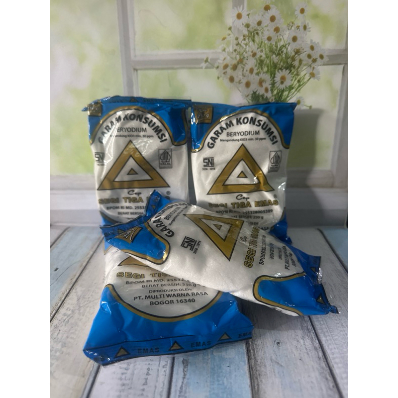 

Garam Segitiga Emas 250gr (4 pcs)
