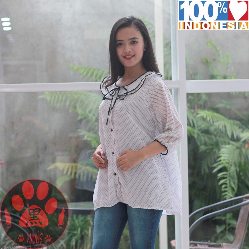 Blus Polos Putih Lengan Panjang