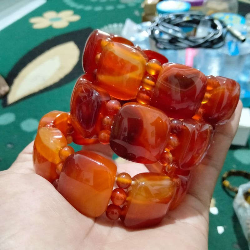 gelang batu sulaiman madu