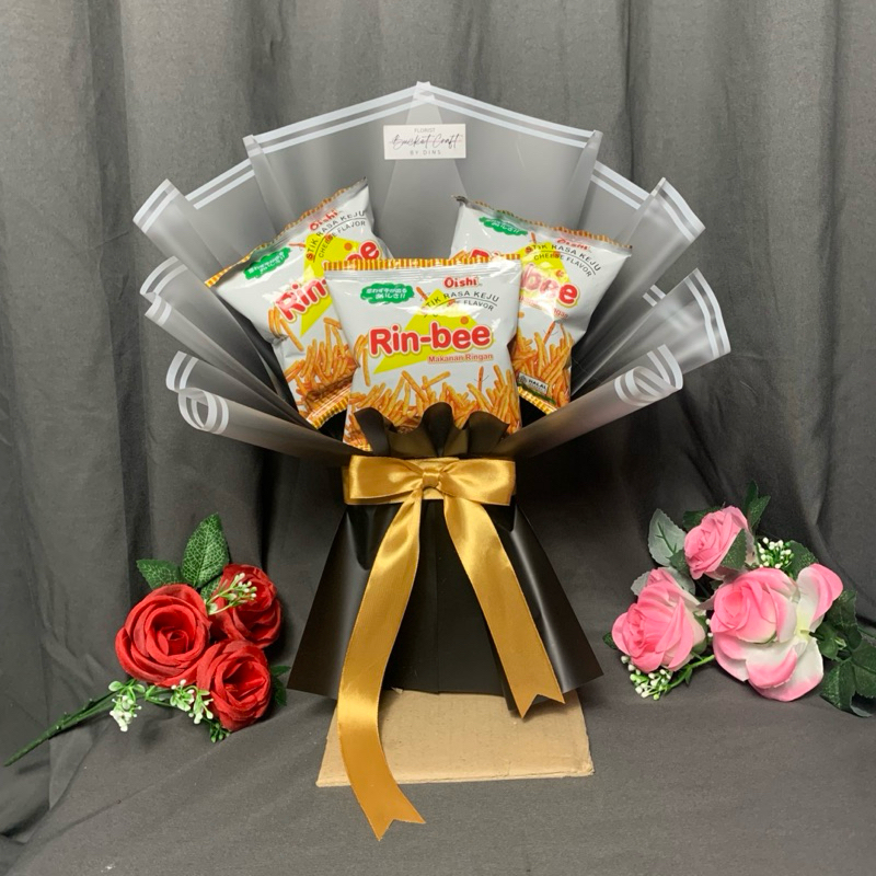 

Buket Snack bisa custom tema warna snack - Ready tiap hari siap kirim