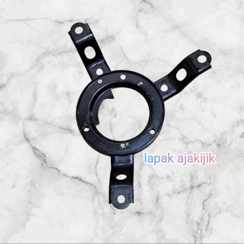 braket dudukan dinamo kipas radiator CBR 250RR CBR 250 RR