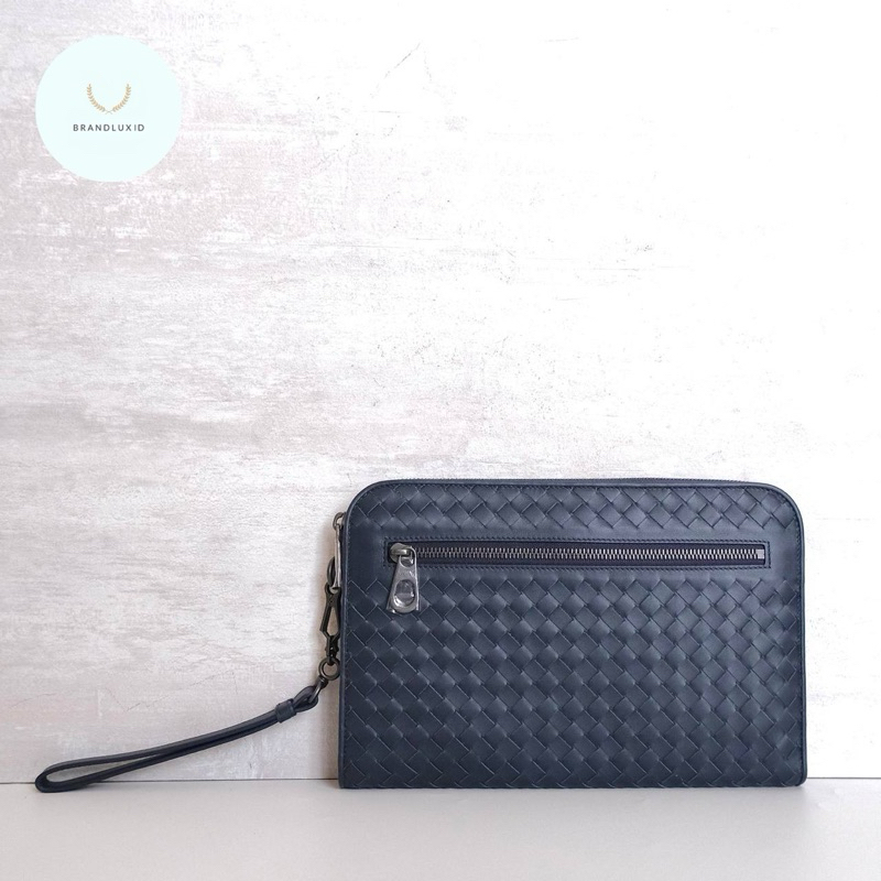 Bottega Veneta Pouch / Pochette / Clutch Zipper in Blue Light Tourmaline