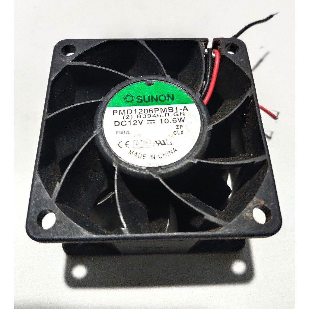 Fan dc brushless SUNON 12v 10.6w 0.88A 6x6x3.8cm