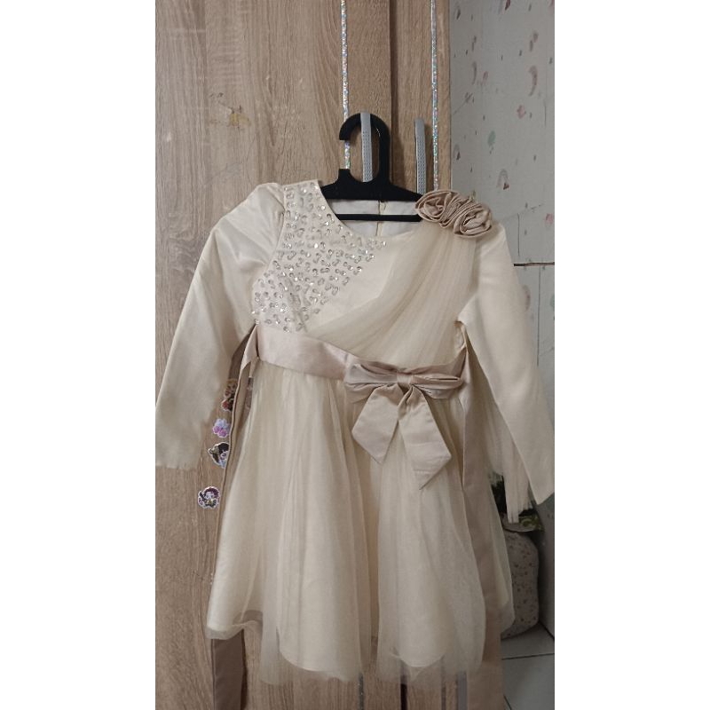 ( PRELOVED ) BAJU PESTA ANAK PEREMPUAN