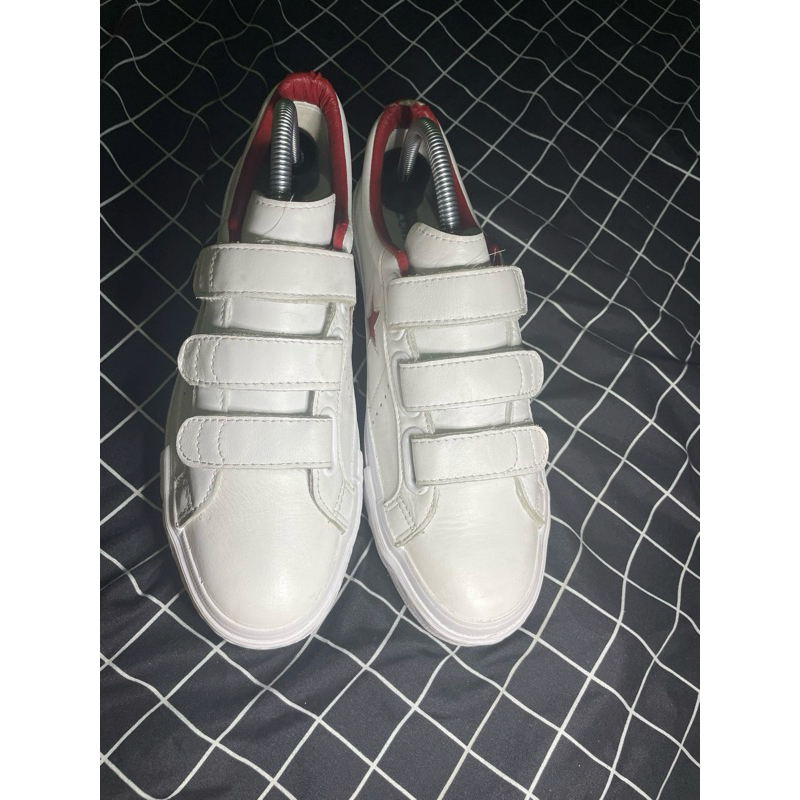sepatu ori converse putih pemakaian 4 bulan