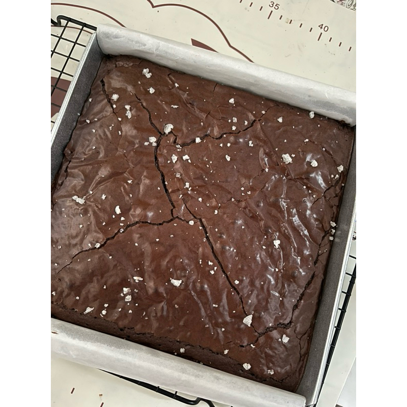 

Fudgy Brownies sea salt ukuran 20x20