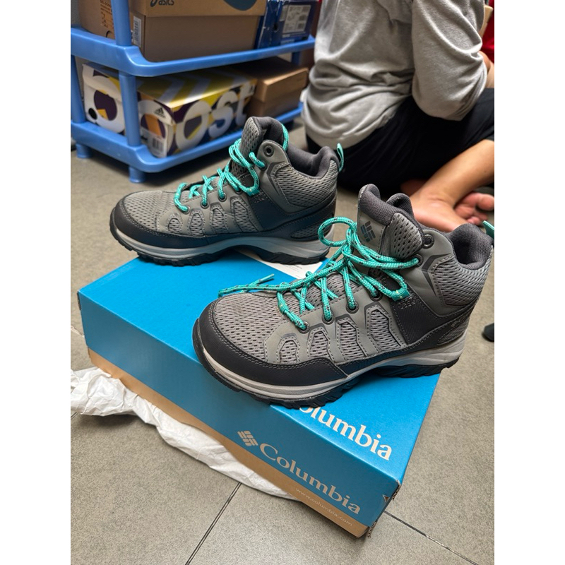 Sepatu Waterproof Columbia Size 38 - Original - Preloved - Kondisi Baik