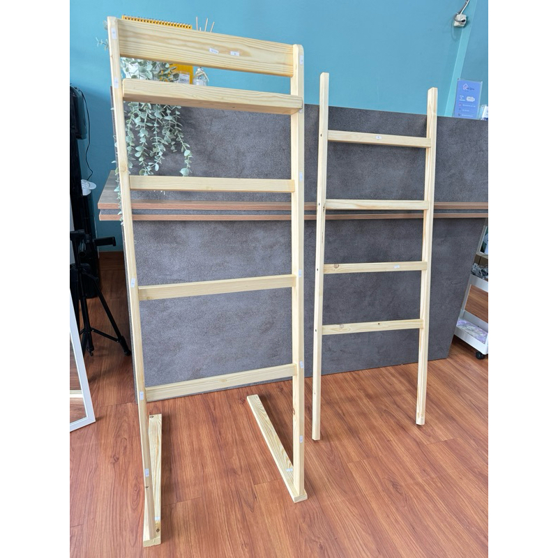 tangga mukena+rak Alquran