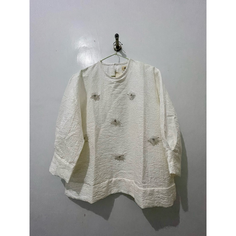 Blouse Putih Muda Official