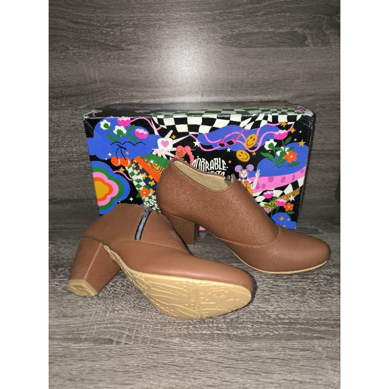 Potamogeton Heels Brown Adorable Projects