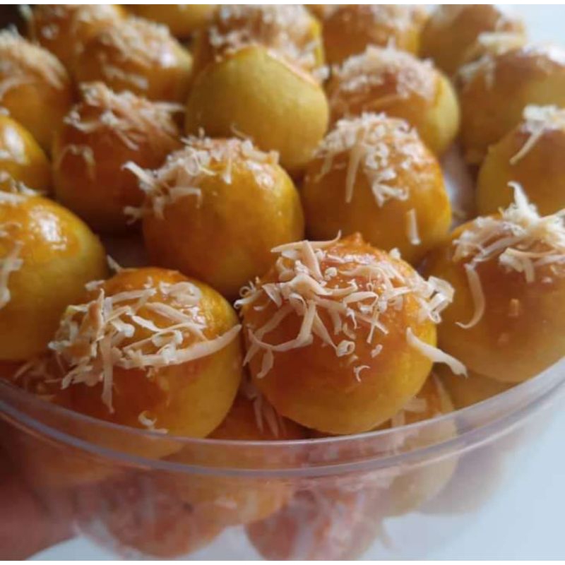 

KUE NASTAR LEBARAN PERMIUM WISMAN BERAT 500 GRAM