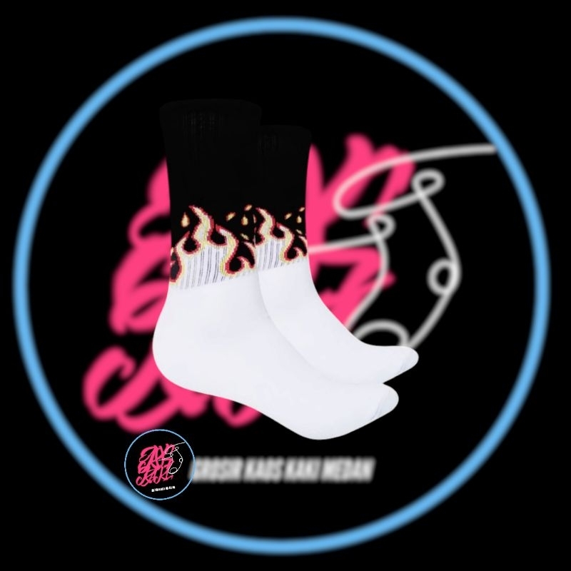 Kaos Kaki Oldskool motif skate Api Putih Hitam