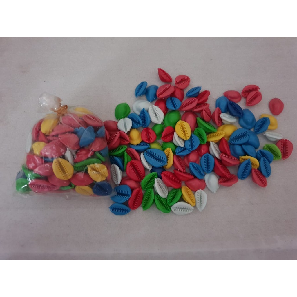 

100 Gram Kewuk warna plastik - Kuwuk Abu - Biji Kerang Congklak / kwuk / mainan tradisional / biji bekel