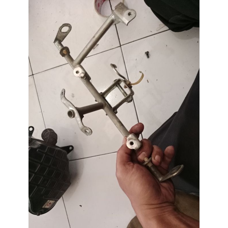 brecket sayap supra helm in brecket bok filter supra helm in dudukan sayap bok filter supra 125 helm