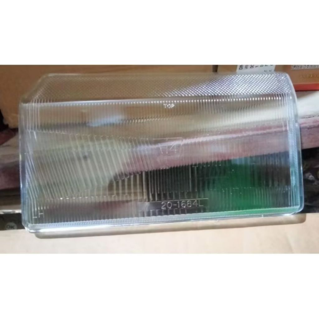 KACA LAMPU DEPAN KIJANG GRAND/KACA HAEAD LAMP KIJANG GRAND