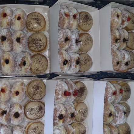 

Bomboloni Donuts Premium Delight