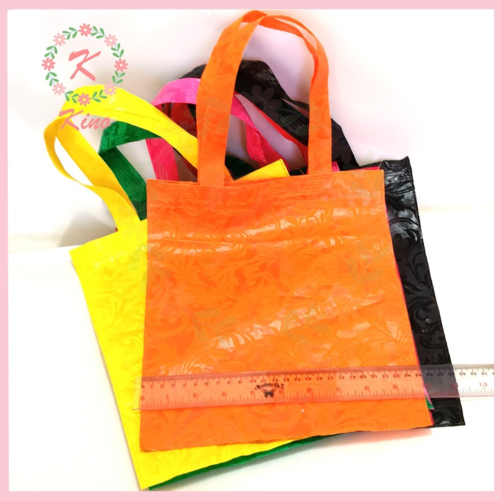 

Tas Spunbond Embose [PER 12PCS] Batik Non Woven Tas Parcel