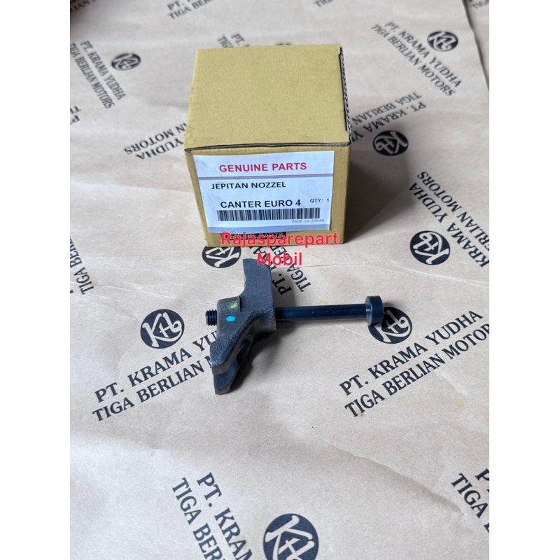 jepitan nozzle / braket nozzle canter euro 4 + bolt