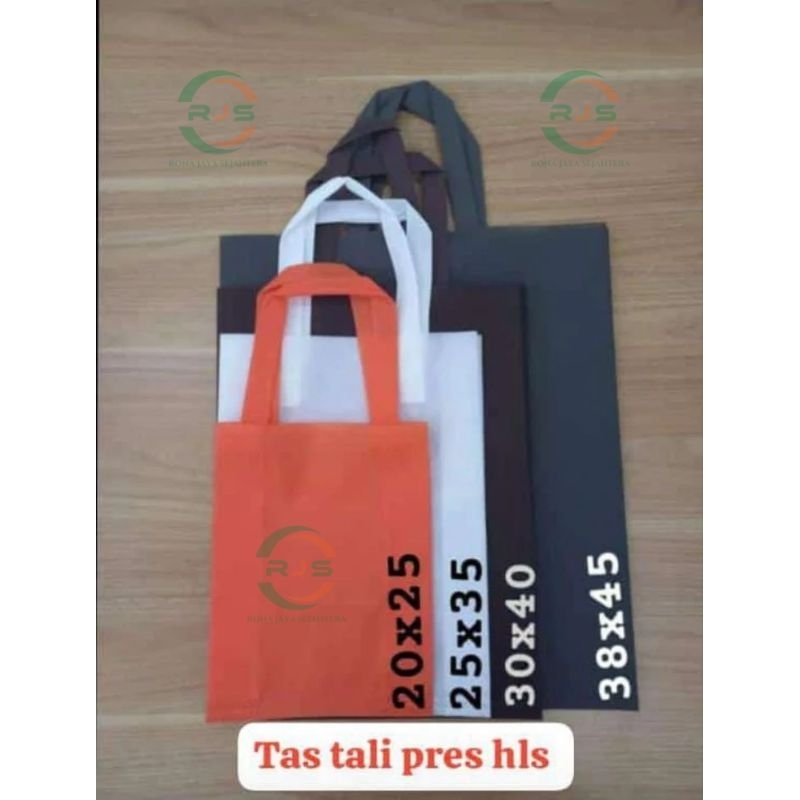 

(Isi 12 pcs) Lusinan Tas Goodiebag HLS 20x25 Tas Tali Pres Tas Tali Tas Jinjing Tas Kecil Tas Mengaji Tas Spunbond