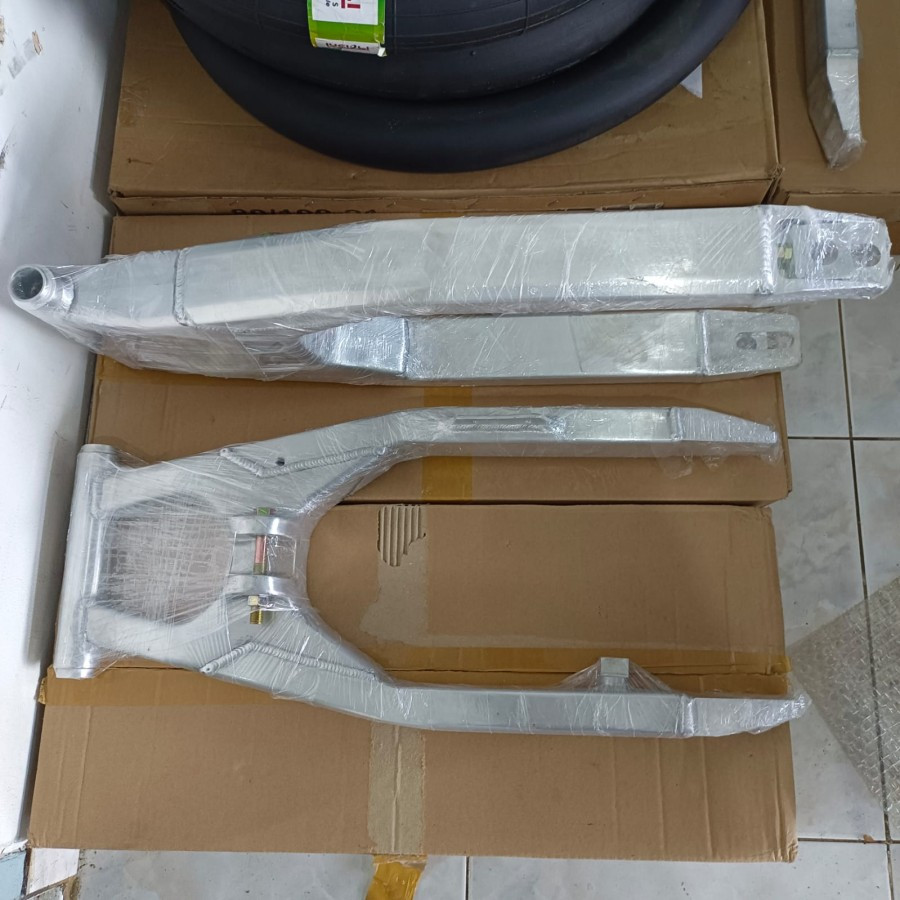 Swing Arm KLX DX racing Bahan Almunium 66cm Original